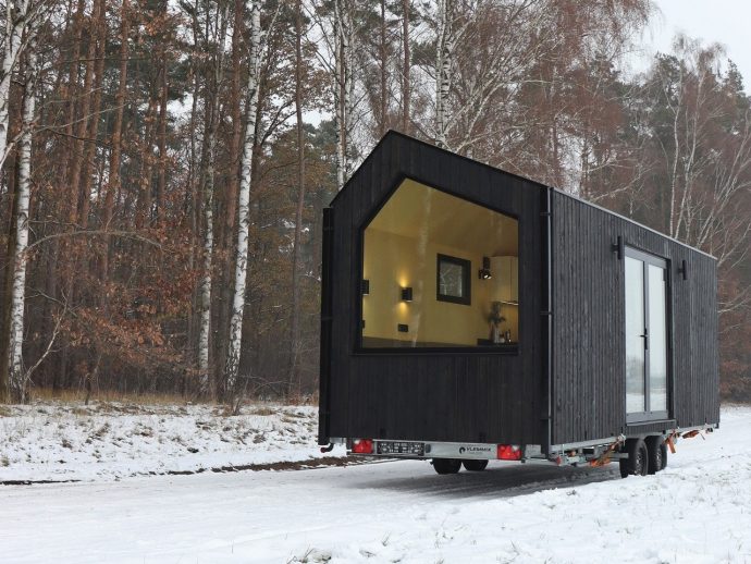 This 21-Foot Tiny Dwelling Is The Contemporary Micro-Living Space Minimalists Dream of