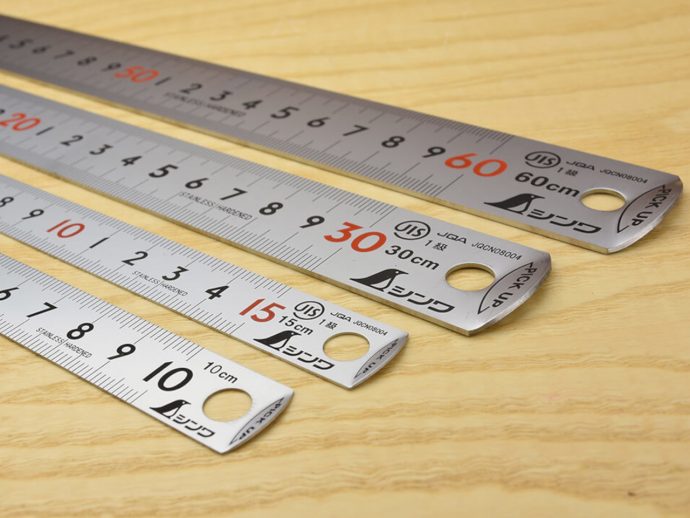 Skateboard-inspired ruler has a simple fix for an age-old usability problem