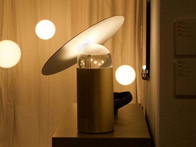 Sphere and disc table lamp adds a playful touch to indoor lighting