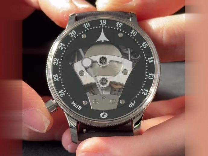 Wrist-worn metronome has the sophistication and majesty of a classic timepiece