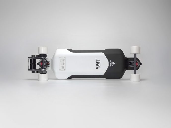 Futuristic-looking Electric Skateboard Brings Speed, Style, and Sustainability