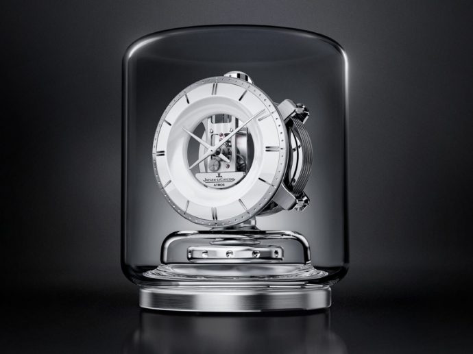 Meet the Clock That Breathes Air Instead of Using Batteries