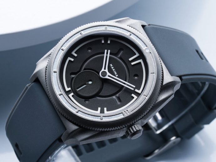 This Minimalist Watch feels like it was Designed by an Architect