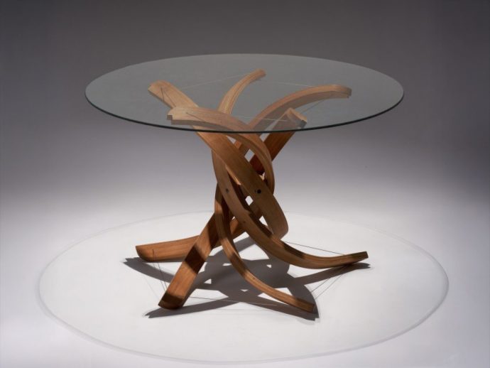 This Japanese Sakura Table Casts Petal-Shaped Shadows When Lit
