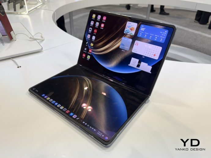 Huawei’s Foldable Laptop Is A Game-Changer And We Tried It Out: Hands-On at BEYOND Expo 2025