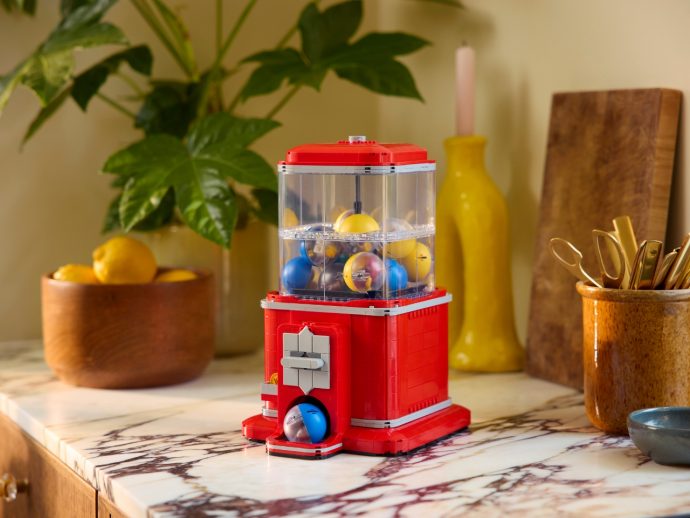 LEGO lets you build your own minifigure vending machine