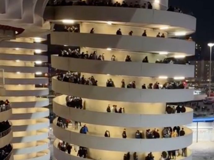 San Siro Stadium’s rotating walkways is an optical illusion