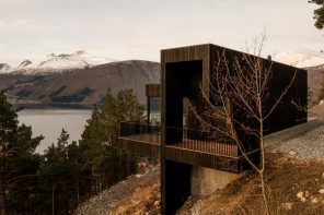 Minimal Norwegian Retreat Offers Serene Living & Panoramic Fjord Views For Your Next Vacation