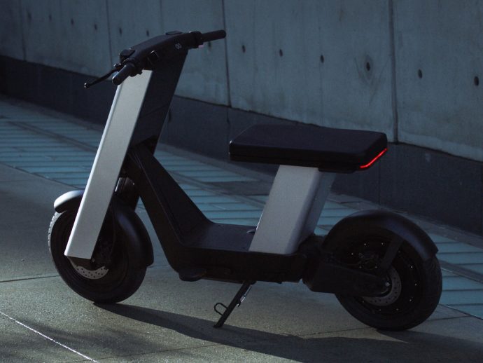 Olto Electric Bike seamlessly marries smart security and urban performance