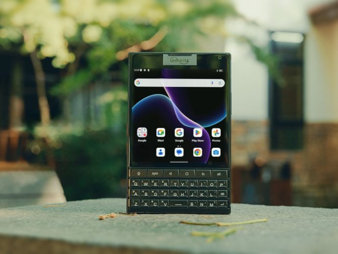 Unihertz Titan 2 QWERTY Phone Summons the Ghost of the BlackBerry Passport