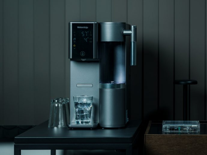 Waterdrop A2 RO Hot Cold Water Dispenser Review: Clean Water Meets Contemporary Design