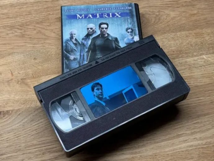DIY project hides tiny video player within VHS tape