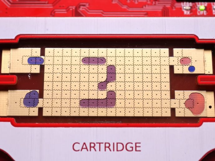 This Snake Game uses ‘Water Pixels’ by manipulating droplets with a joystick
