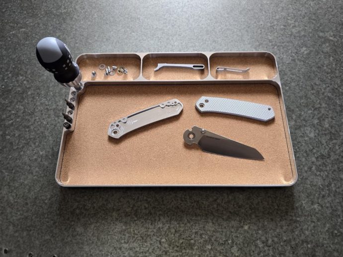 Organize your workspace with this hobby maintenance tray