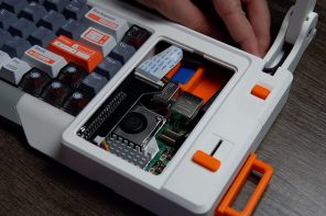 This Split Screen Cyberdeck delivers Pi-Powered productivity in a retro-futuristic form