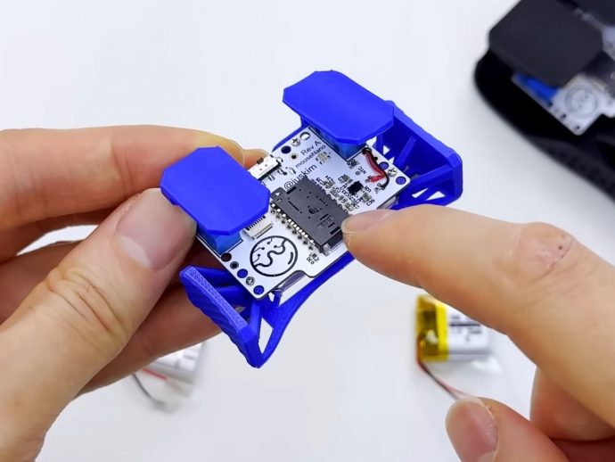 World’s smallest gaming mouse has high-end hardware that’ll make opponents sweat