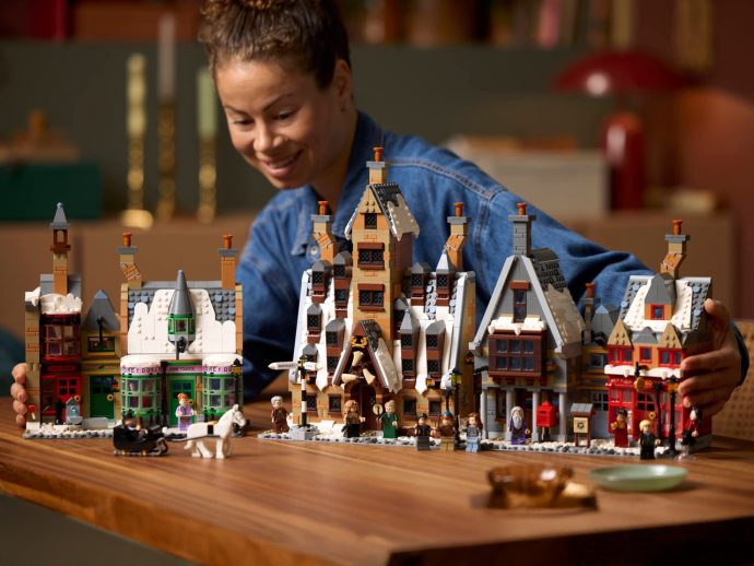 LEGO’s Hogsmeade Village Set Has 12 Minifigures and Seven Buildings You Can Actually Explore