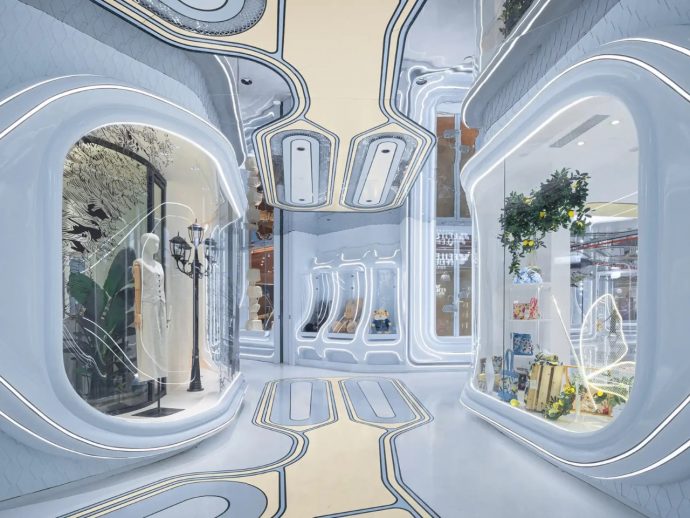 Deji Plaza Phase II unveils futuristic and artistic commerce space in Nanjing