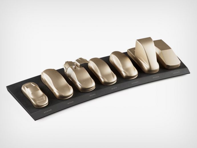 Tesla Ushers In 20th Anniversary with commemorative Speedform Model Set