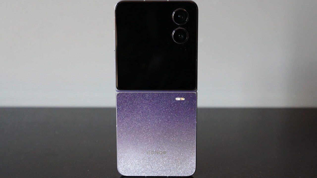 honor-v-flip-2-review-03-