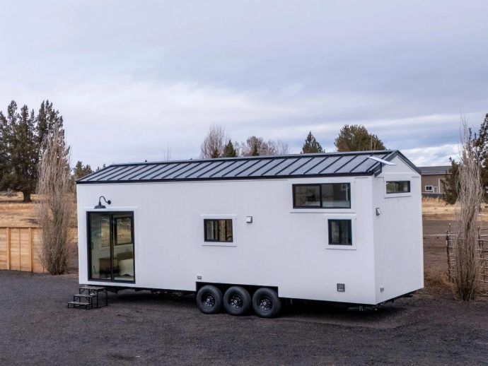 The Ochoco Tiny House: Why 1.5 Extra Feet Changes Everything