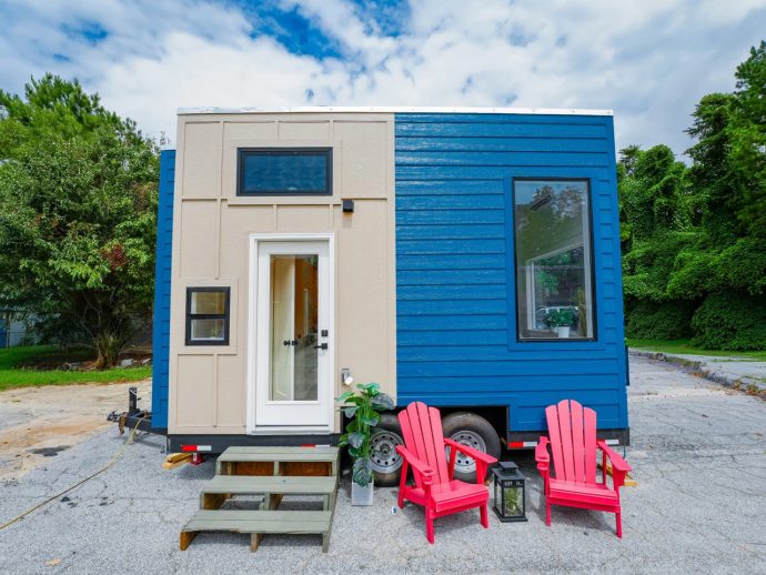 This 16-Foot Tiny Home Packs A Full Kitchen, Office, & Bedroom For Under $40K