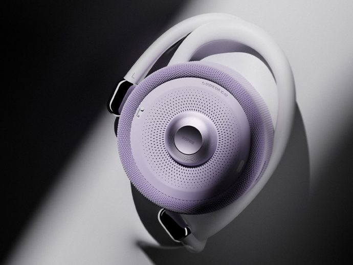 Stylish over-ear headphones that turn into true wireless earbuds with quick transition