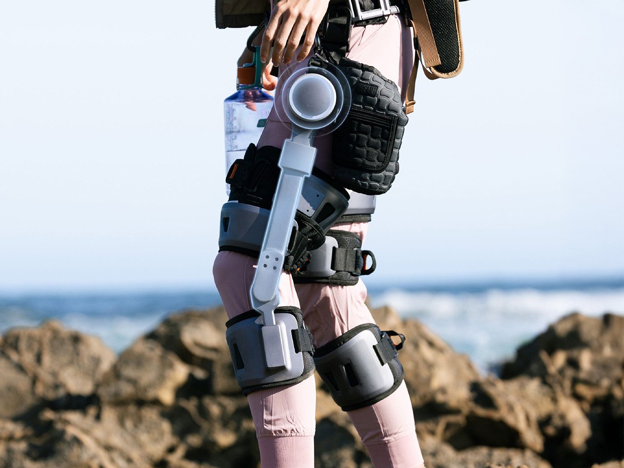 Ascentiz The Modular Exoskeleton With Swappable Hip And Knee Support Ascentiz The Modular Exoskeleton With Swappable Hip And Knee Support