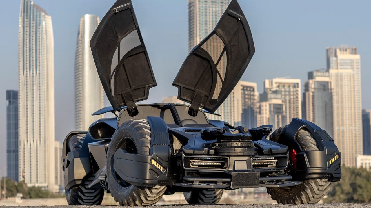 AVG-Batmobile-tribute-5-