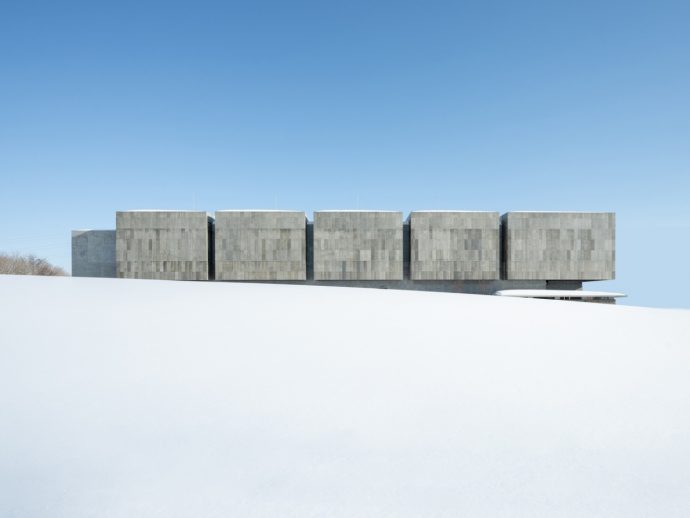 This Japanese Data Center Uses Snow and Wind to Stay 100% Green