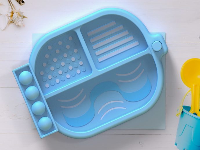 This Plate Keeps Toddlers Engaged at Meals (No Screens Needed)