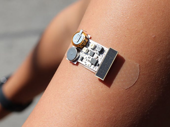 This self-powered skin patch turns sunlight into a gentle tap when you’ve had enough UV