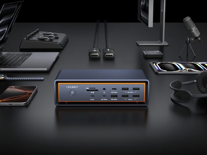 This Thunderbolt 5 Dock Finally Gives Apple Silicon Macs 3 Displays