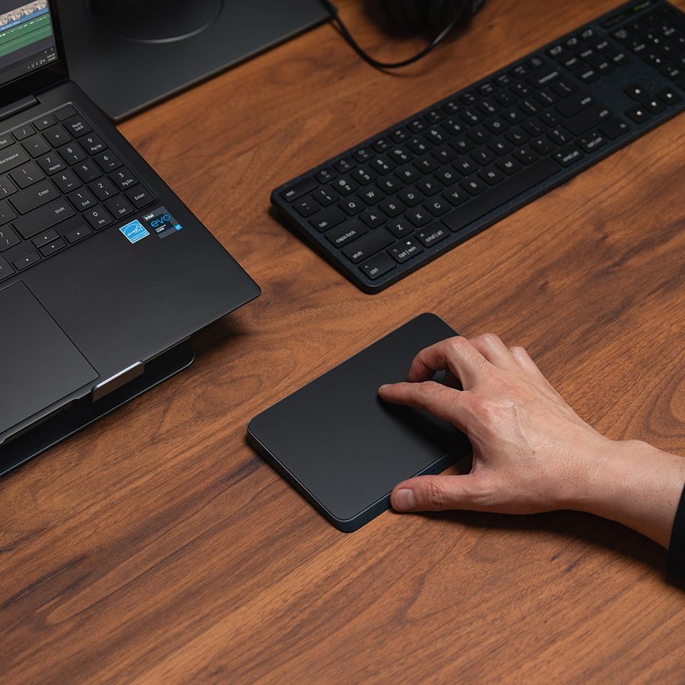 hyperspace-track-pad-05-