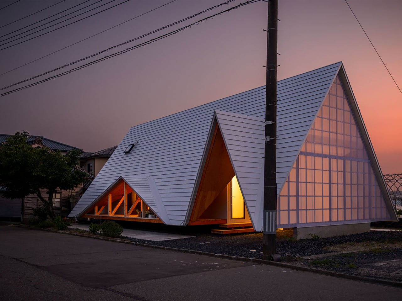 5 Japanese-Scandinavian Homes and Furnitures To Inspire Your Own Zen Spaces - Yanko Design