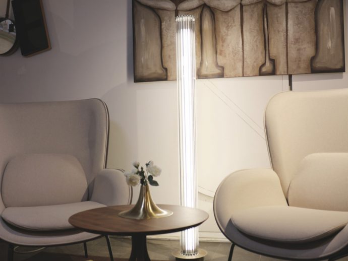 Alma Light’s Totem I Turns Fluted Glass Into a Glowing Column