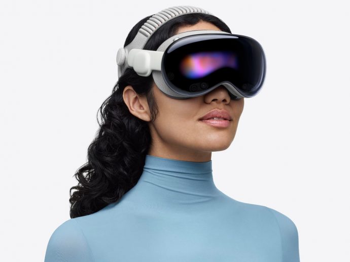 Apple Vision Pro Expands Its Immersive Universe: New Content and Award-Winning Apps Redefine Spatial Computing