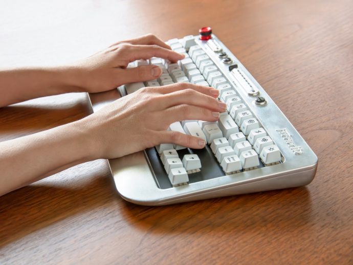 Freewrite Wordrunner Counts Words With Clicking Mechanical Wheels