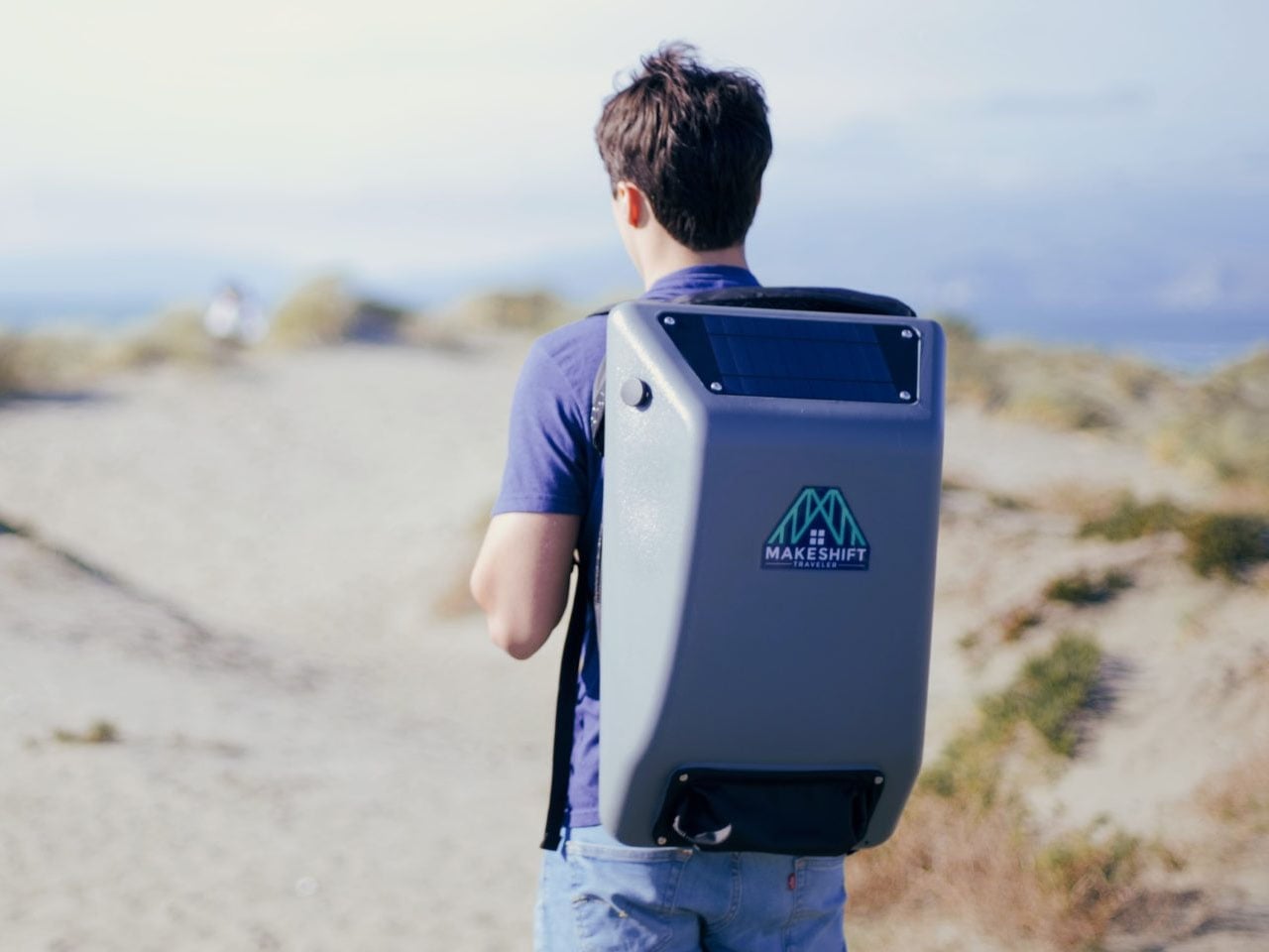 More than a backpack, the solar-powered Makeshift Traveler is helping California's homeless live better - Yanko Design