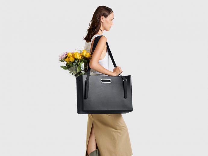 Parsel EVA Tote: Rigid Shell and Soft Liner You Can Reconfigure