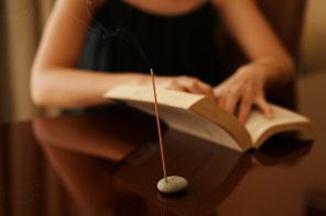 Shantivale Incense: 5 Plant-Based Blends Mapped to Times of Day