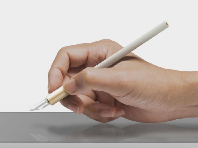 This Smart Pen Just Turned a Poet’s Legacy Into Your Next EDC
