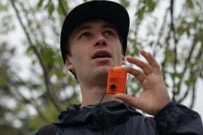 This Tiny AI Device Turns Awkward Solo Travel Into Adventure