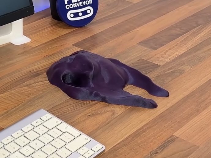 World’s Comfiest Mouse looks legitimately ugly… but it somehow works