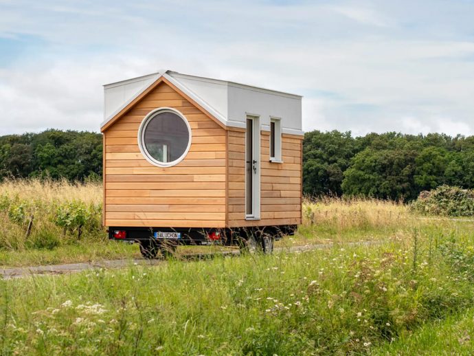 5 Tiny Homes That Cost Less Than a Tesla But Look Like Mansions
