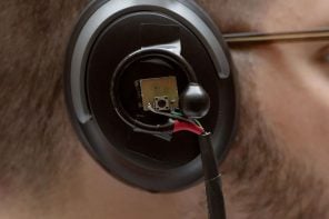 AI-powered headphones for private conversations even in the most crowded places