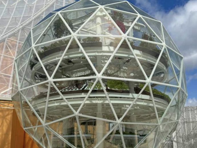 A Living Sphere: Japan’s Self-Contained Food Ecosystem Points to Urban Agriculture’s Future