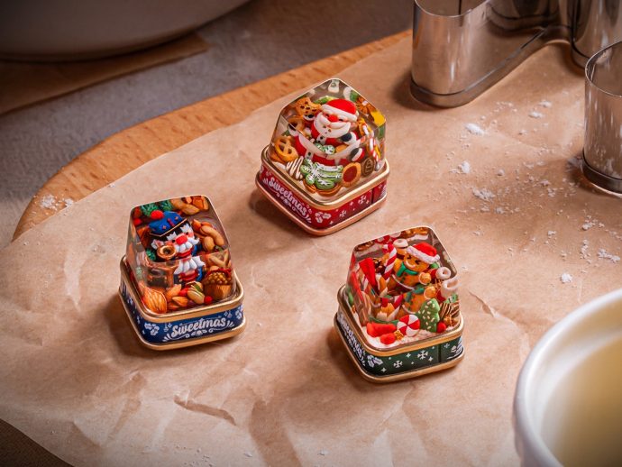 Dwarf Factory’s Tiny Christmas Keycaps Are Absolutely Perfect Gifts For Gamers