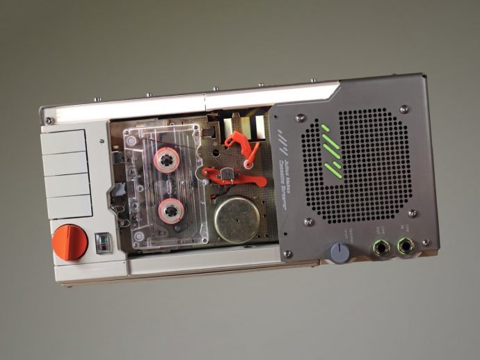 DIY Spotify-to-Cassette Player Adds Analog Warmth to Digital Streaming Audio