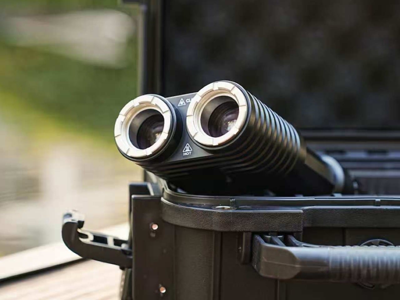 10 Best Flashlights & Portable Lighting Solutions for Backcountry Adventures in 2025 - Yanko Design